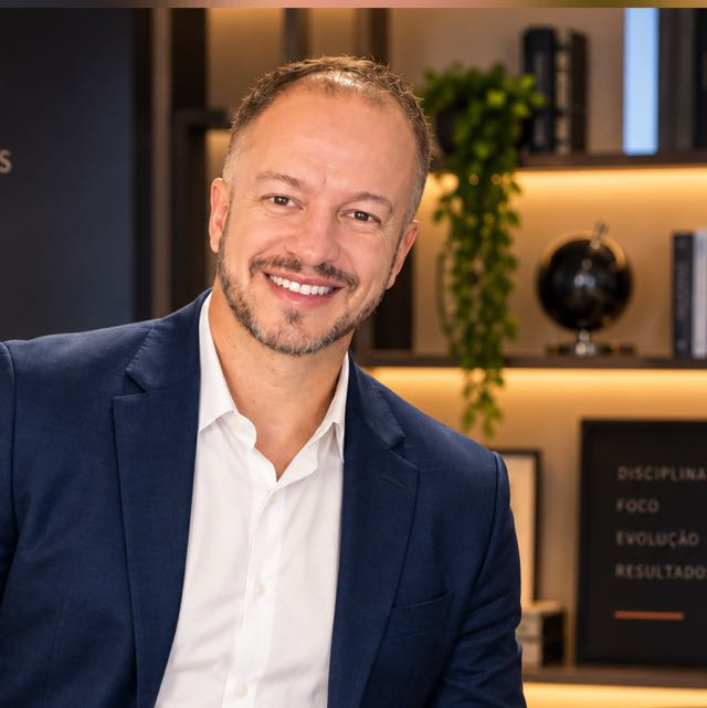 Ailton Alcântara, consultor empresarial, mentor de negócios e liderança e executivo de Recursos Humanos